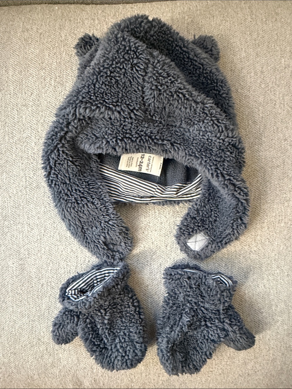 EUC 12-24 mo Reversible Carter's blue/Gray Sherpa Earflap Hat & Mittens Set